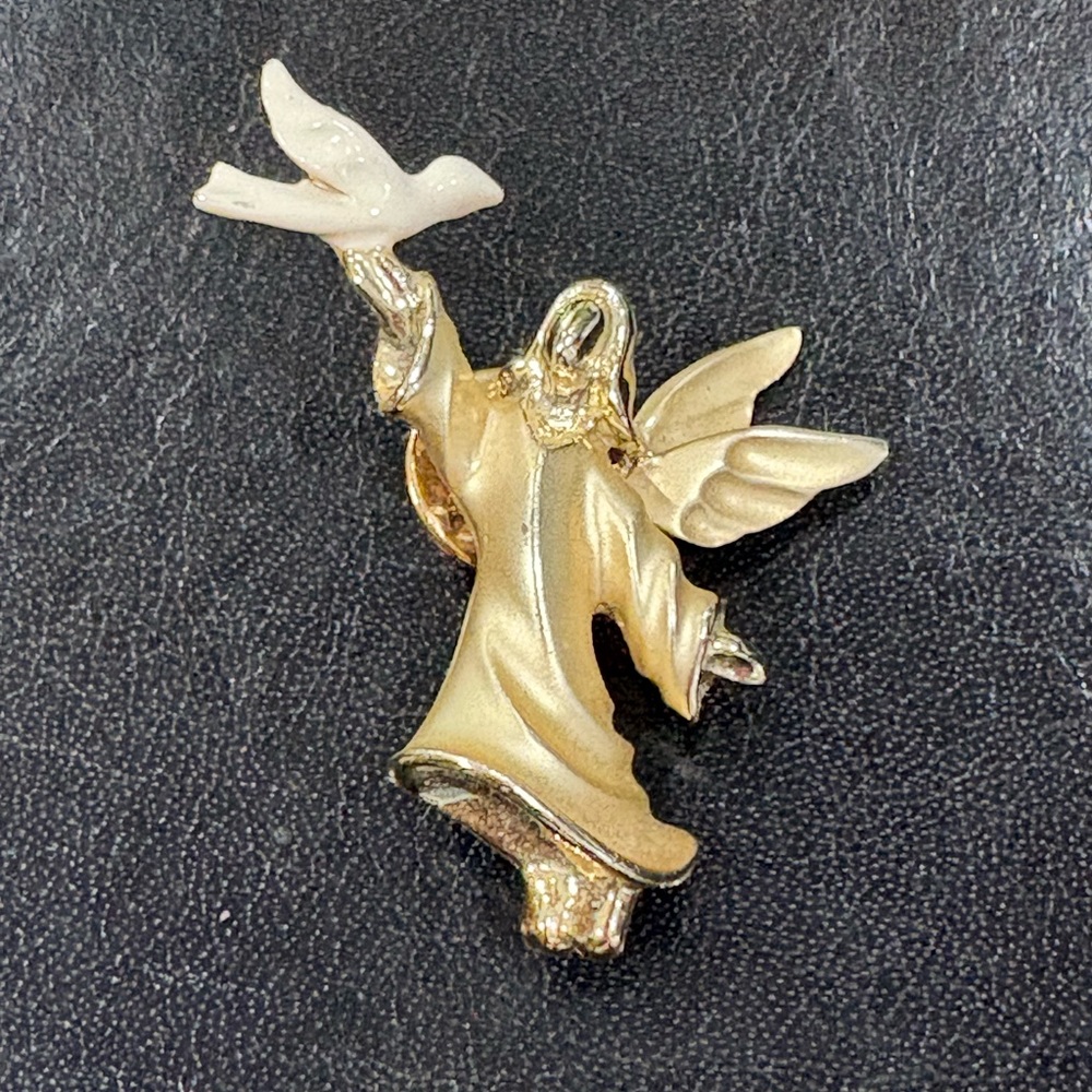 GIUSTI Angel & Dove Brooch Vintage Gold Tone Enamel Religious Pin